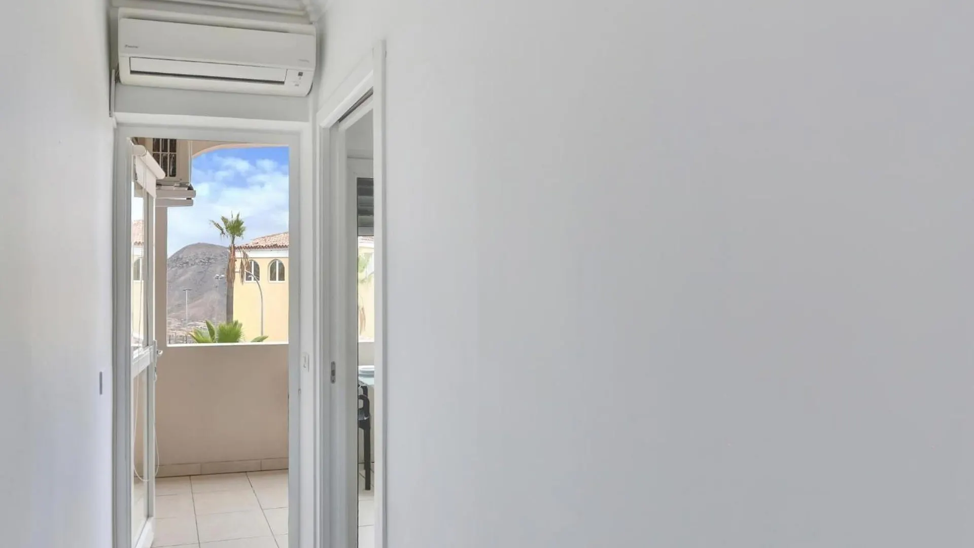 Little Gem, Panoramic Balcony, Con Air, Pool, Wifi Appartement Chayofa 0*,