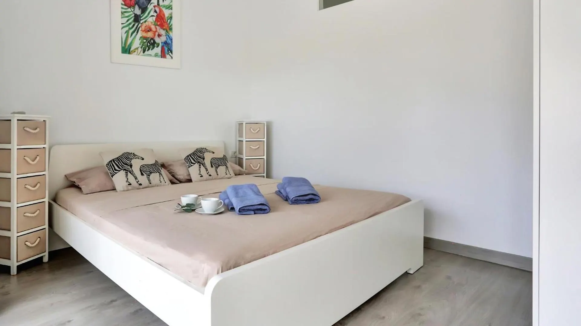 Little Gem, Panoramic Balcony, Con Air, Pool, Wifi Apartment Chayofa