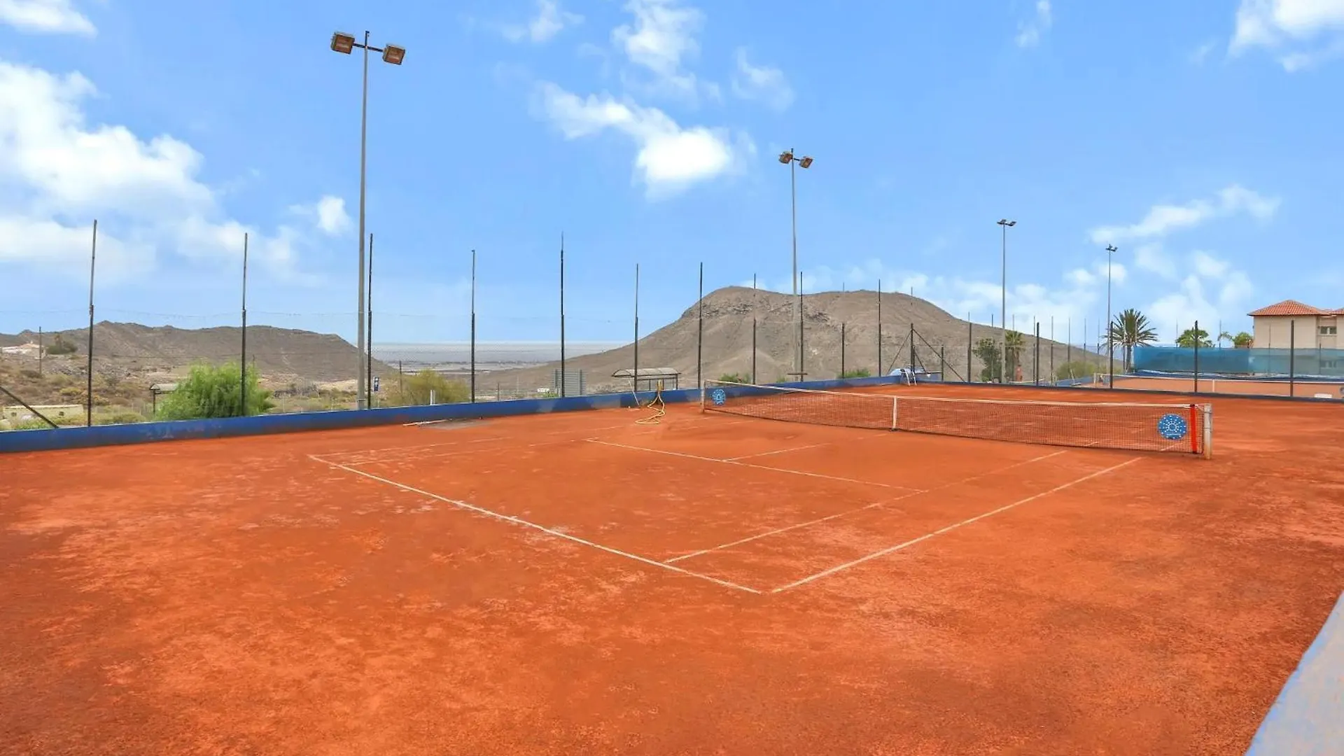 Little Gem, Panoramic Balcony, Con Air, Pool, Wifi Apartment Chayofa
