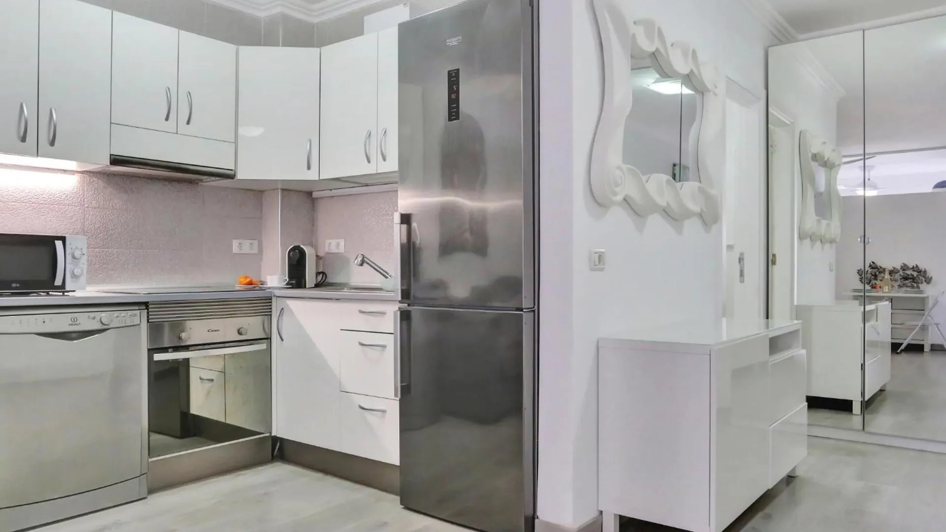 Little Gem, Panoramic Balcony, Con Air, Pool, Wifi Apartment Chayofa
